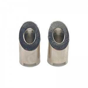 CNC ag casadh páirteanna muilleoireachta den scoth CUSPÓIRÍ CUSTAIMÉIREACHTA MAVERATION CRUACH DÍOSPÓIREACHT